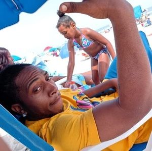 Meet your Posher, Carla